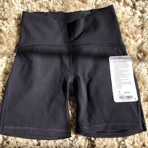 NWT Train Times Lululemon Shorts black 4